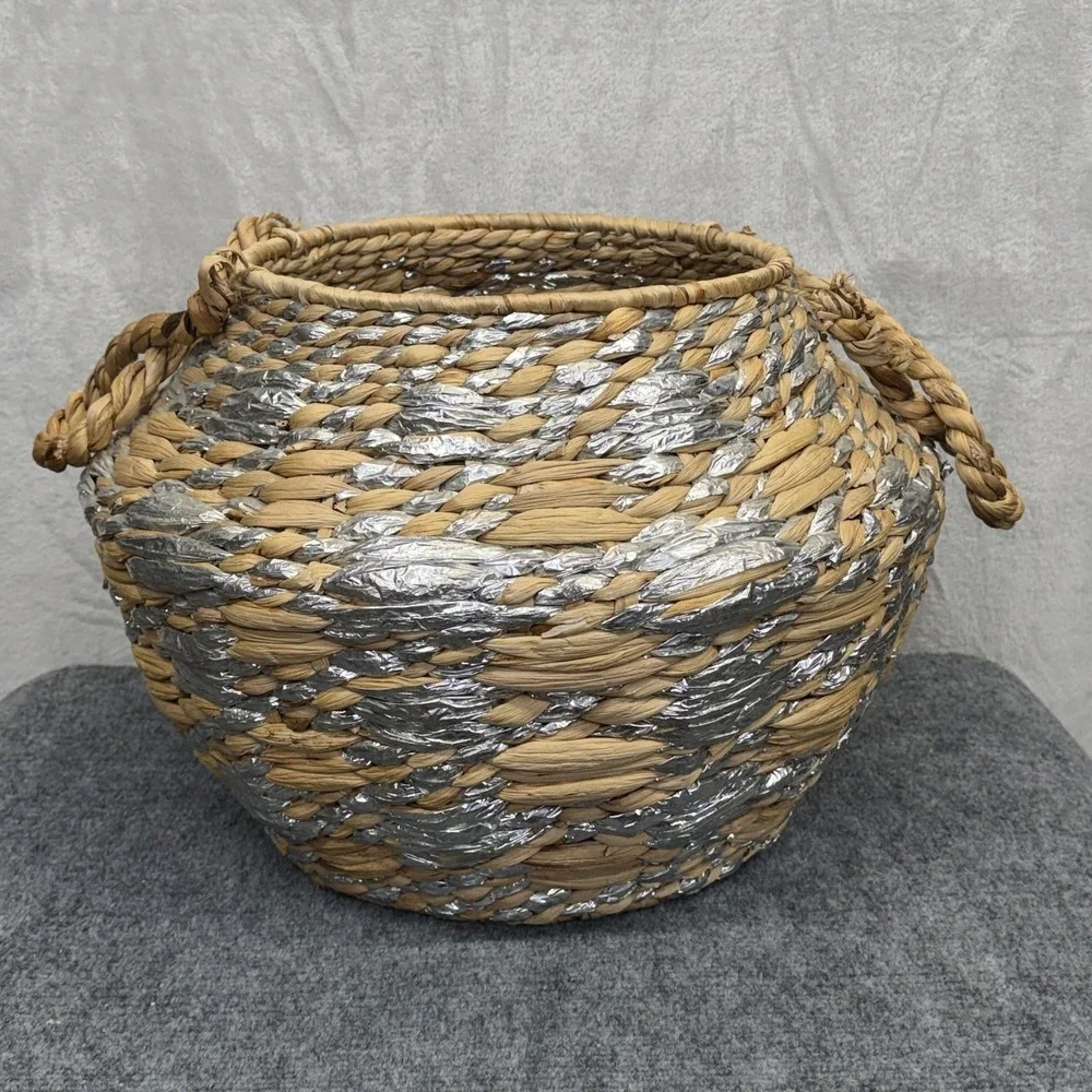 Round Wicker Storage Basket‎ Large 20 In Brown Silver Handles Farmhouse Decor